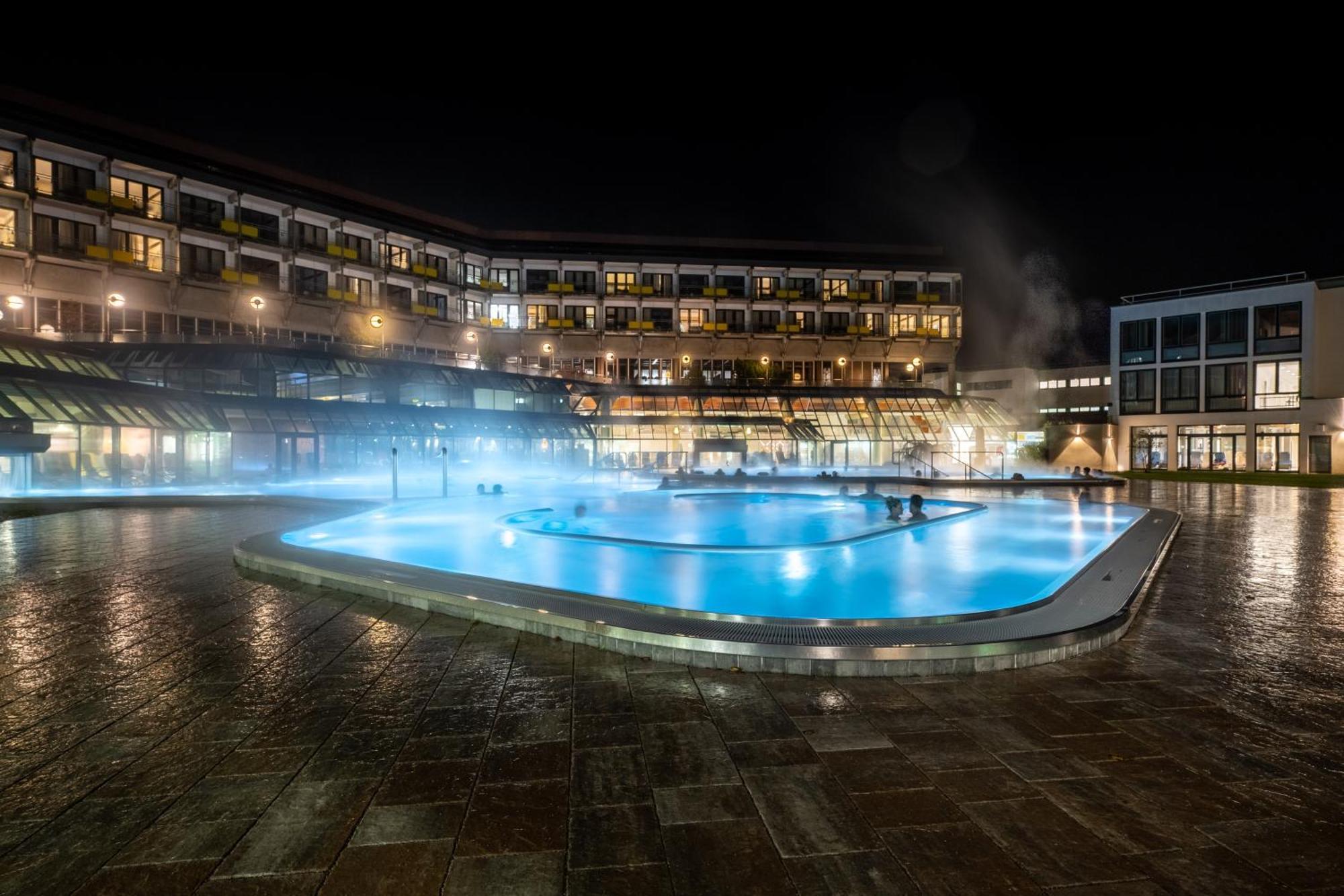 Thermenhotel Gesundheits-Bad Buchau Exteriör bild